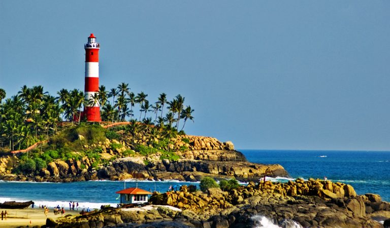 Top 10 Tourist Places to Visit in Kerala