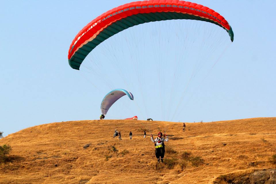 ann_banner_1_paragliding-course-manali Top 10 Places for Family Adventure Holidays in India