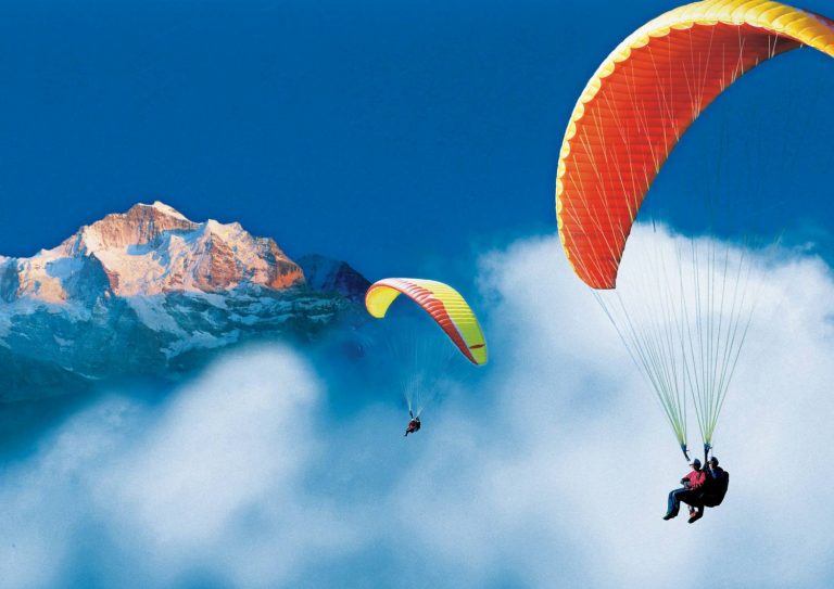 Solang Valley - paragliding near Manali